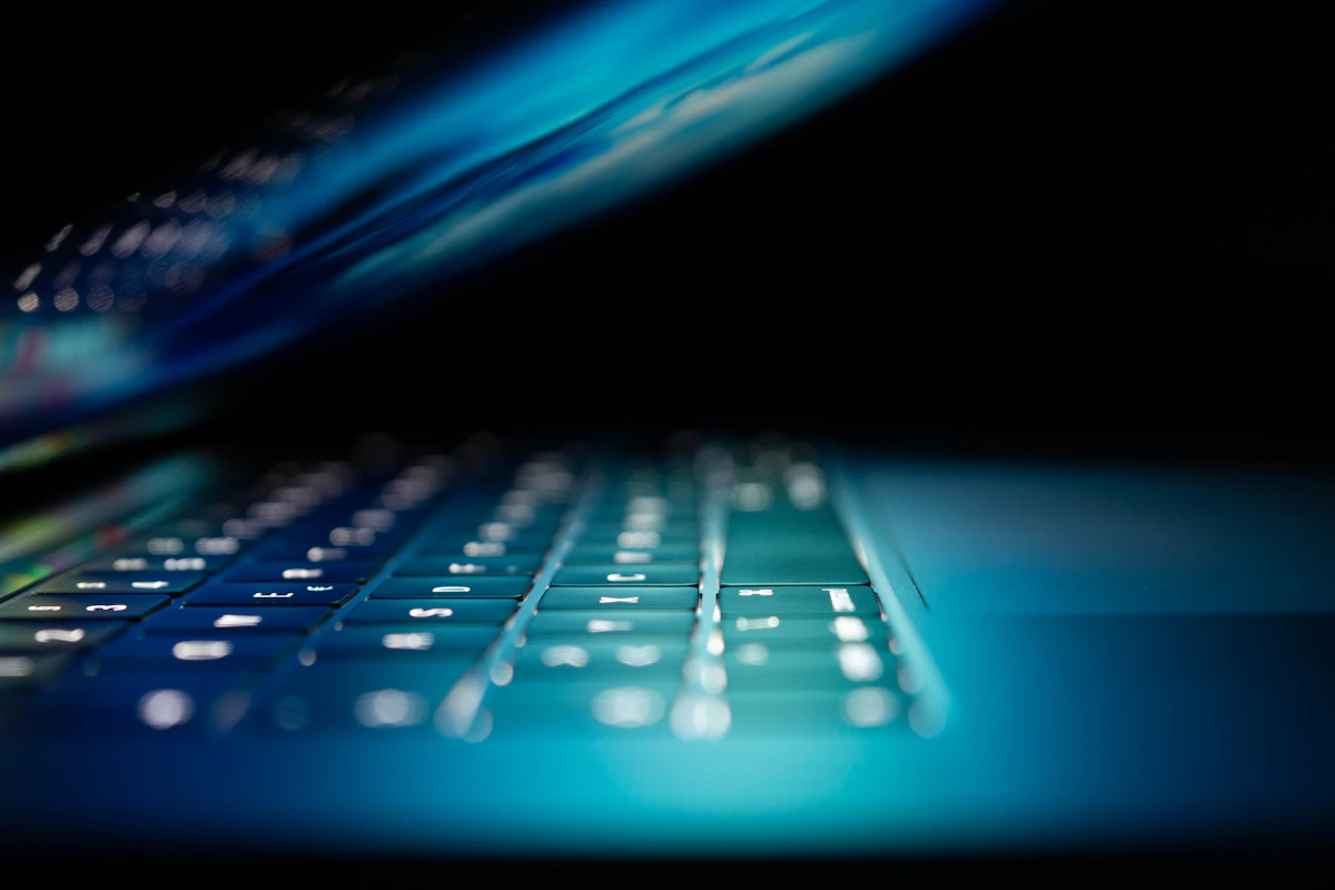 NIS2 vs. ISO 27001: do you need both, and where do you start?
